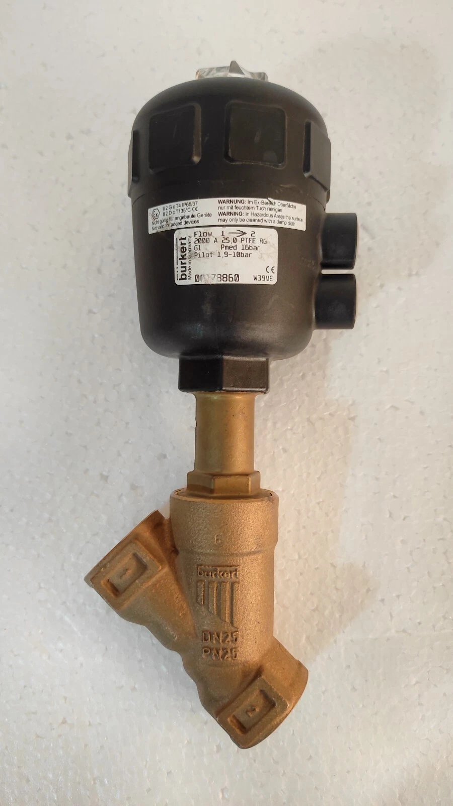 Burkert 2000 A 25,0 Pneumatic Angle Valve PTFE RG  Pmed 16 Bar Pilot 1,9-10 Bar